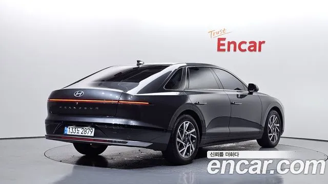 Hyundai Grandeur Grandeur (GN7) 2.5 Бензин 2WD — Фото автомобиля 2