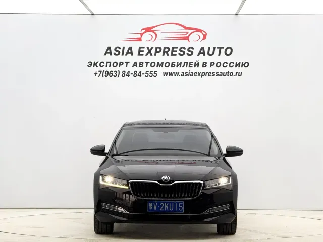 Skoda Superb — Фото автомобиля 2