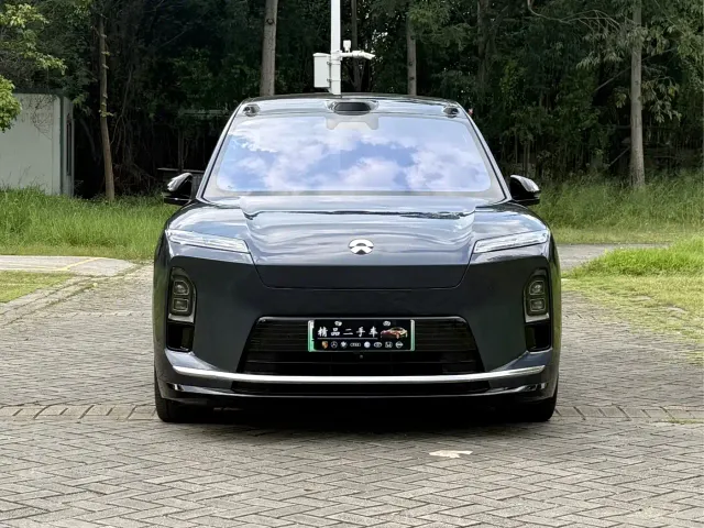 Nio ES8 — Фото автомобиля 2