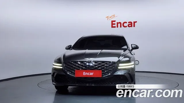 Genesis G80 Бензин 3.5 турбо AWD — Фото автомобиля 3