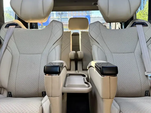 Toyota Vellfire — Фото автомобиля 21