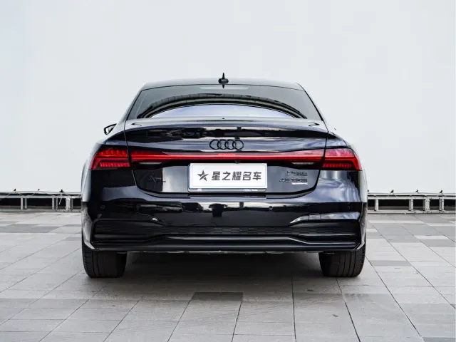 Audi A7L — Фото автомобиля 5