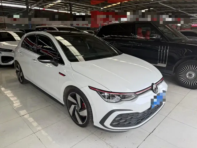 Volkswagen Golf GTI 2021 380TSI DSG GTI — Фото автомобиля 3