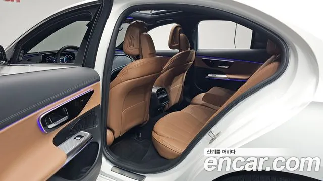 Mercedes-Benz E-Class W214 — Фото автомобиля 17