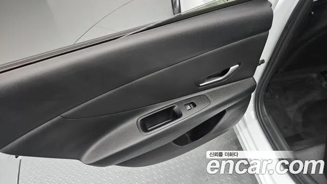 Hyundai Avante CN7 — Фото автомобиля 14
