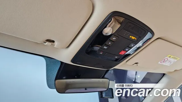 Kia Canival Carnival 4 поколение 9 мест Prestige — Фото автомобиля 18