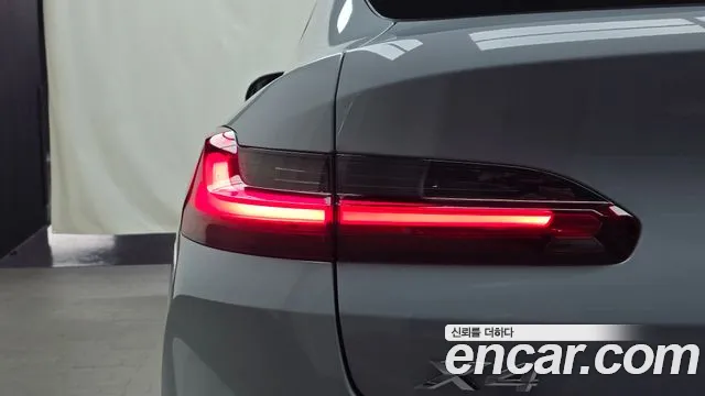 BMW X4 xDrive20i M Sport Pro Special Edition — Фото автомобиля 22