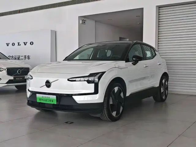 Фотография автомобиля — Volvo EX30