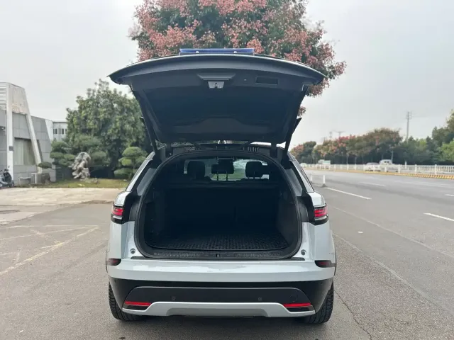 Land Rover Range Rover Velar 2024 Dynamic SE — Фото автомобиля 16