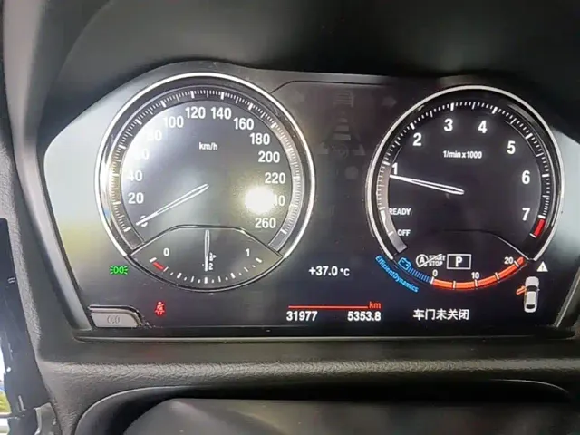 BMW 1 Series — Фото автомобиля 11