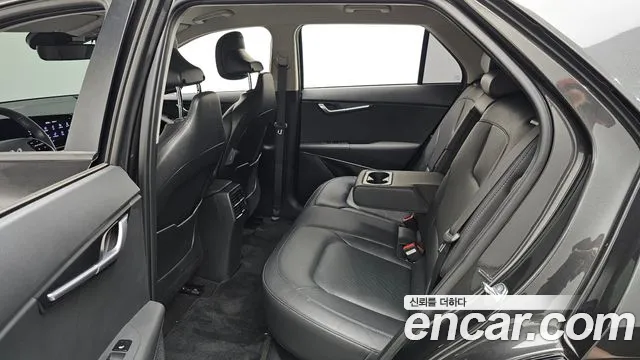 Kia Niro — Фото автомобиля 24