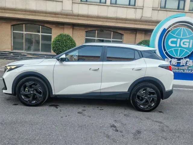 GAC Trumpchi GS3 — Фото автомобиля 14