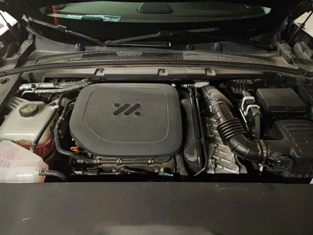 IM Motors LS6 — Фото автомобиля 10