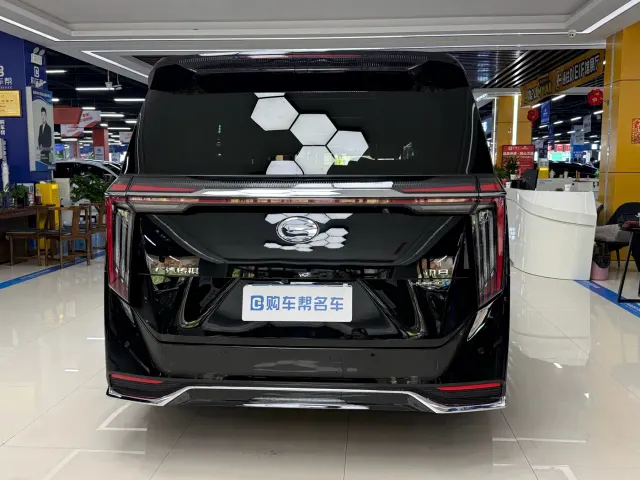 GAC Trumpchi M8 — Фото автомобиля 18