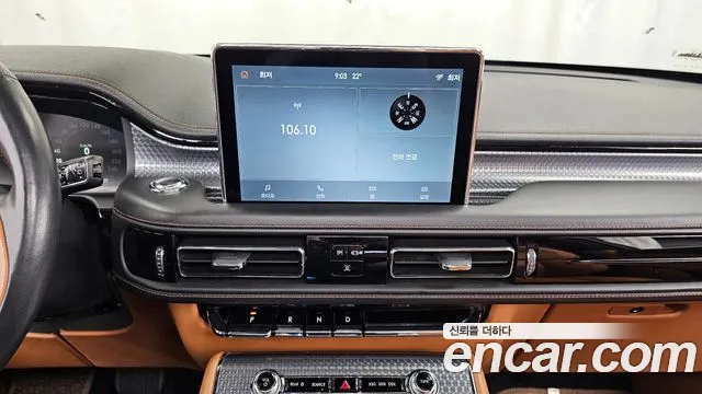 Lincoln Aviator — Фото автомобиля 14