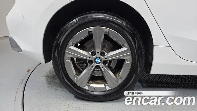 BMW 2 Series U06 — Фото автомобиля 21