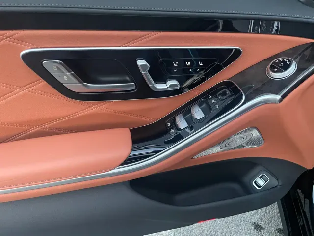Mercedes-Benz Maybach S-Class — Фото автомобиля 20