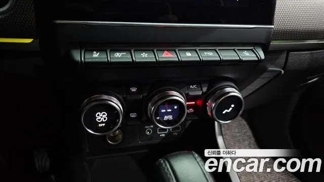Renault Korea XM3 — Фото автомобиля 17