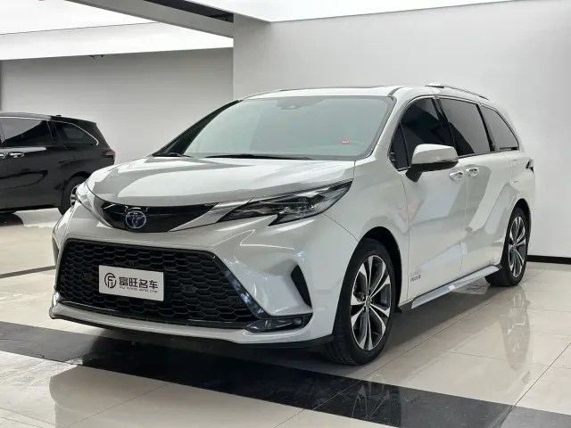Фотография автомобиля — Toyota Granvia