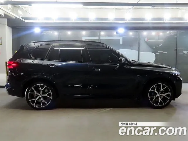 BMW X5 xDrive 40i M Sport — Фото автомобиля 3