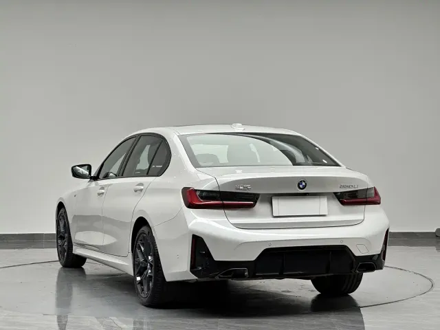 BMW 3 Series — Фото автомобиля 7