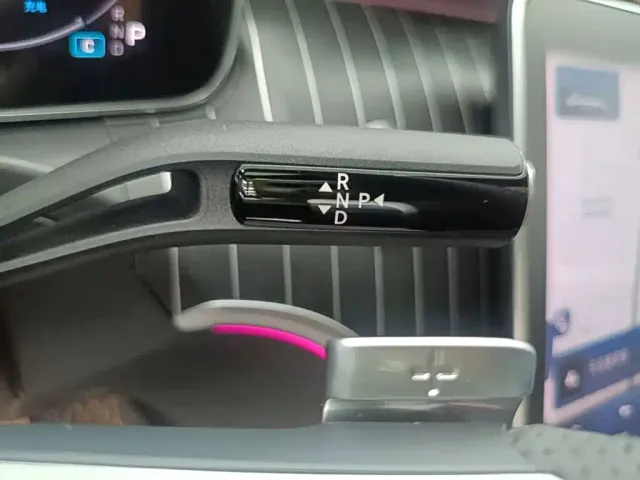 Mercedes-Benz C-Class — Фото автомобиля 13