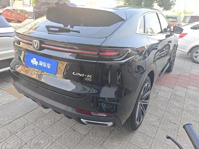 Changan UNI-K iDD — Фото автомобиля 3