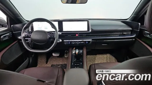 Hyundai Ioniq 6 — Фото автомобиля 10