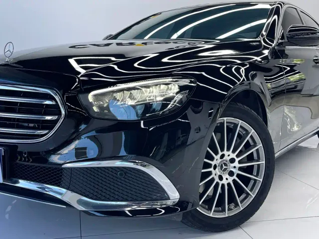 Mercedes-Benz E-Class — Фото автомобиля 21