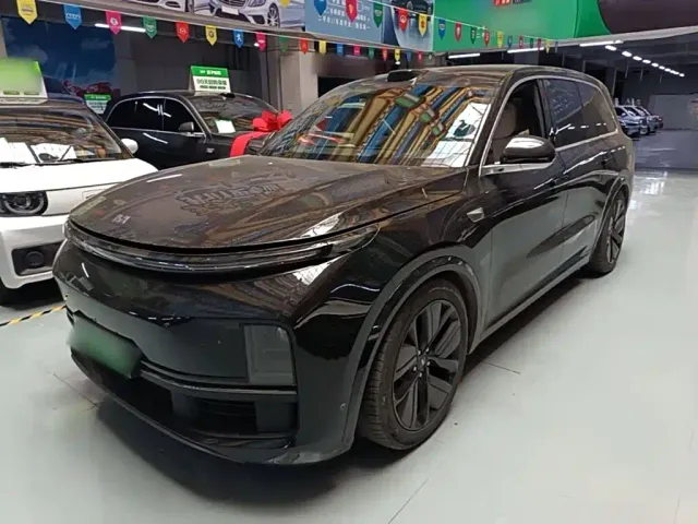 Фотография автомобиля — Li Auto L9