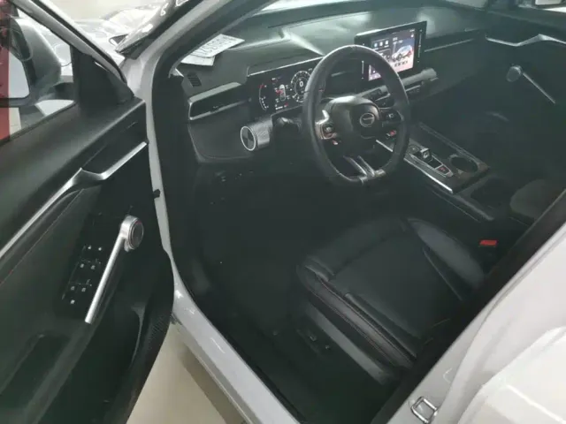 GAC Trumpchi Emkoo — Фото автомобиля 15