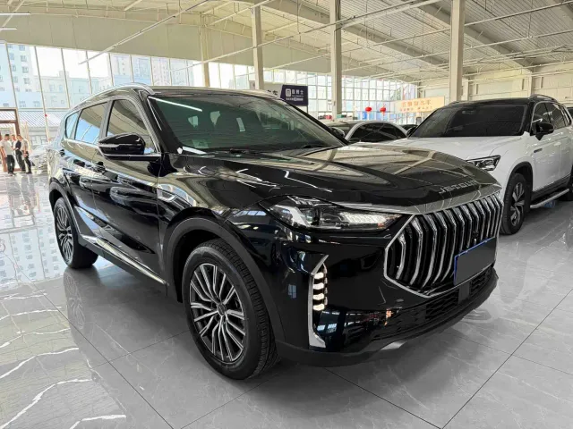 Jetour Jetour X70 PLUS 2023 1.5T DCT Warrior PLUS 5-seater — Фото автомобиля 3