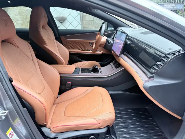 BYD Han — Фото автомобиля 16