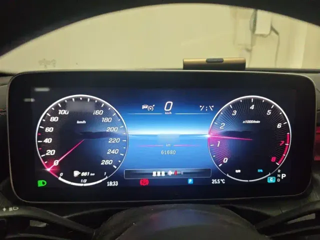 Mercedes-Benz C-Class — Фото автомобиля 3