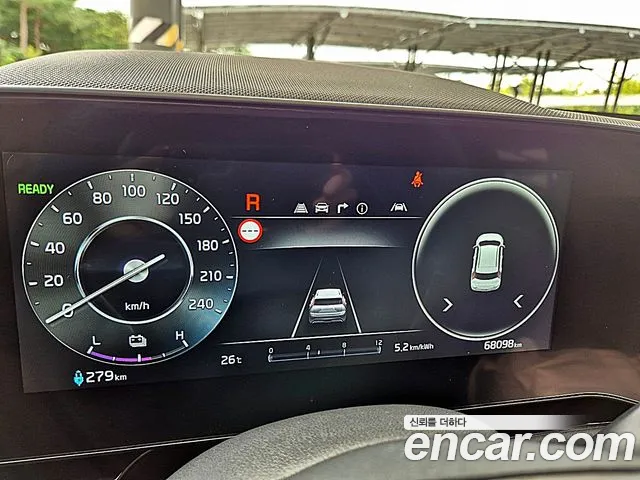 Kia Niro — Фото автомобиля 8