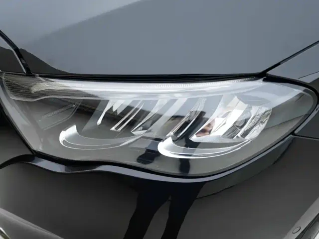 Mercedes-Benz E-Class — Фото автомобиля 13