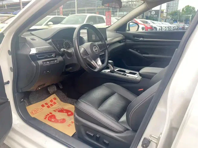 Nissan Teana — Фото автомобиля 8