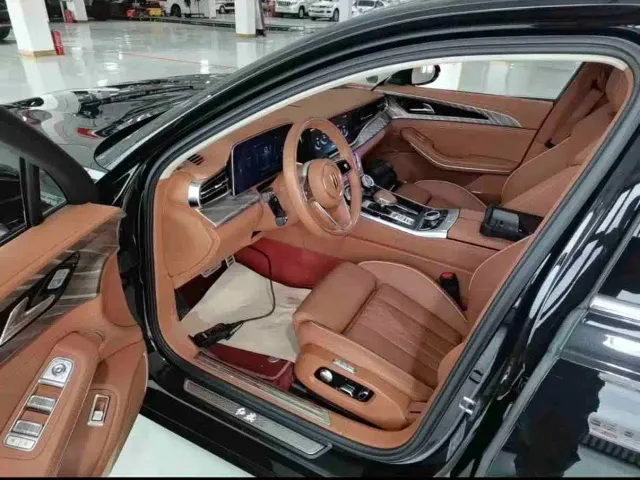 Hongqi H9 — Фото автомобиля 3