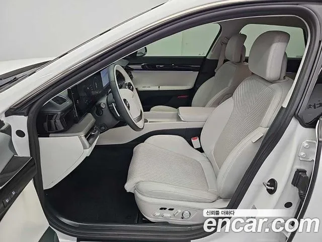 Hyundai Grandeur GN7 — Фото автомобиля 11