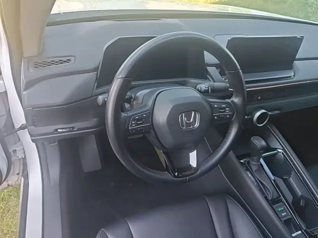 Honda Accord — Фото автомобиля 10