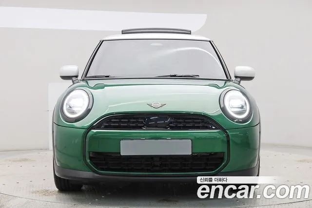 Mini Cooper — Фото автомобиля 3