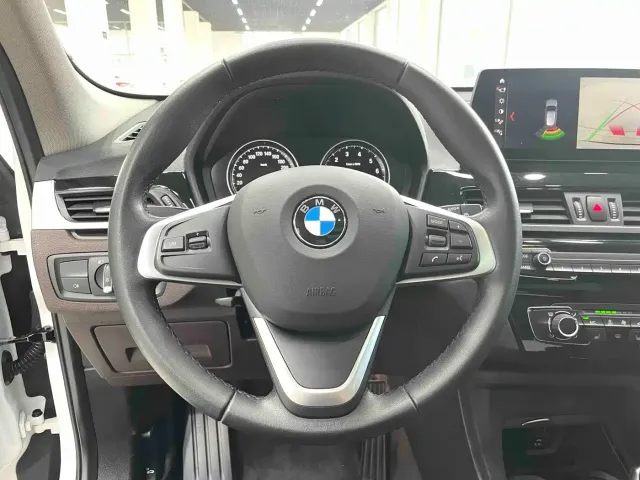 BMW X1 — Фото автомобиля 8