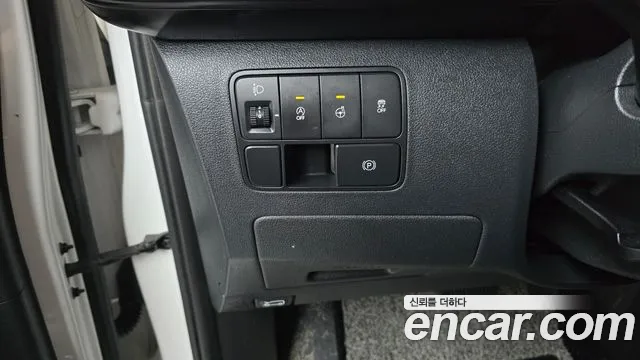 Hyundai Staria Staria Карго 3 места — Фото автомобиля 17