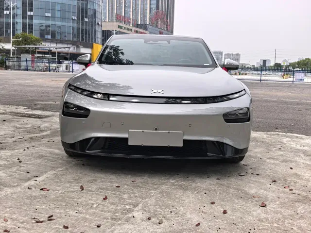 Xpeng P7 — Фото автомобиля 2