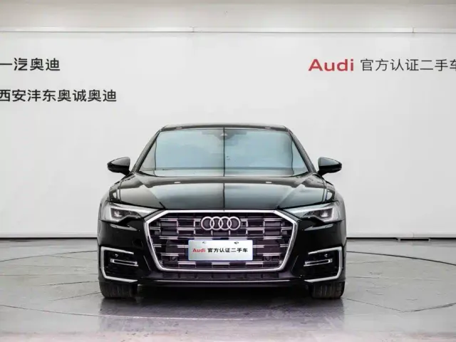 Фотография автомобиля — Audi A6L
