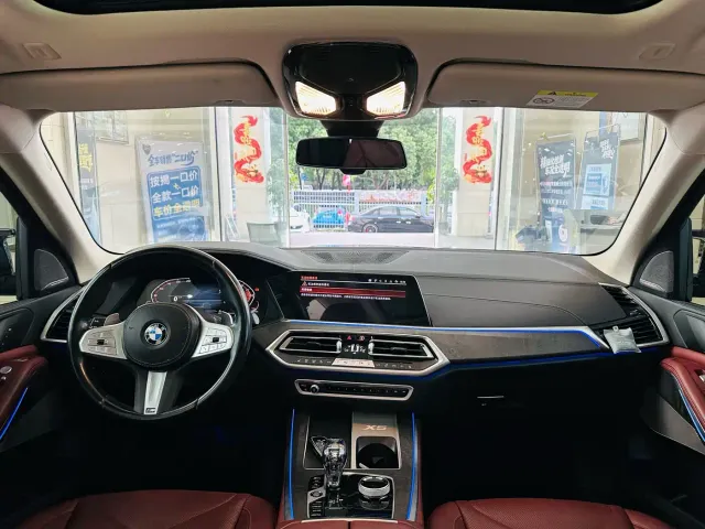 BMW X5 — Фото автомобиля 4