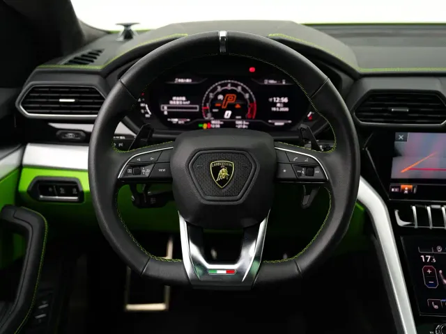 Lamborghini Urus — Фото автомобиля 21
