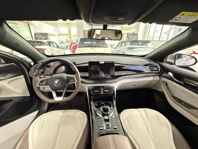 BYD Qin PLUS — Фото автомобиля 6