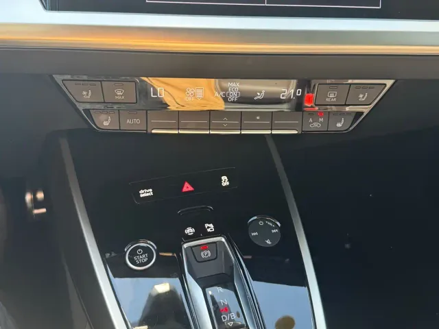 Audi Q5 e-tron — Фото автомобиля 25