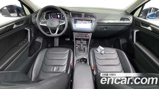 Volkswagen Tiguan — Фото автомобиля 10
